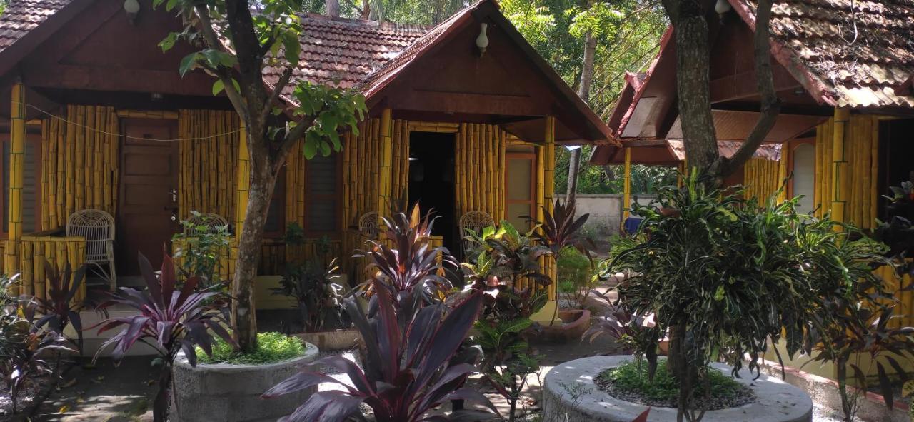 Savithri Inn Cottage 바르칼라 외부 사진